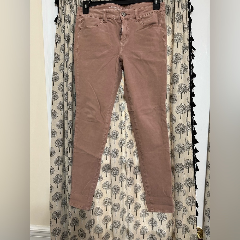 Women’s AEO stretch jegging colored denim dusty rose pink 10 regular EUC